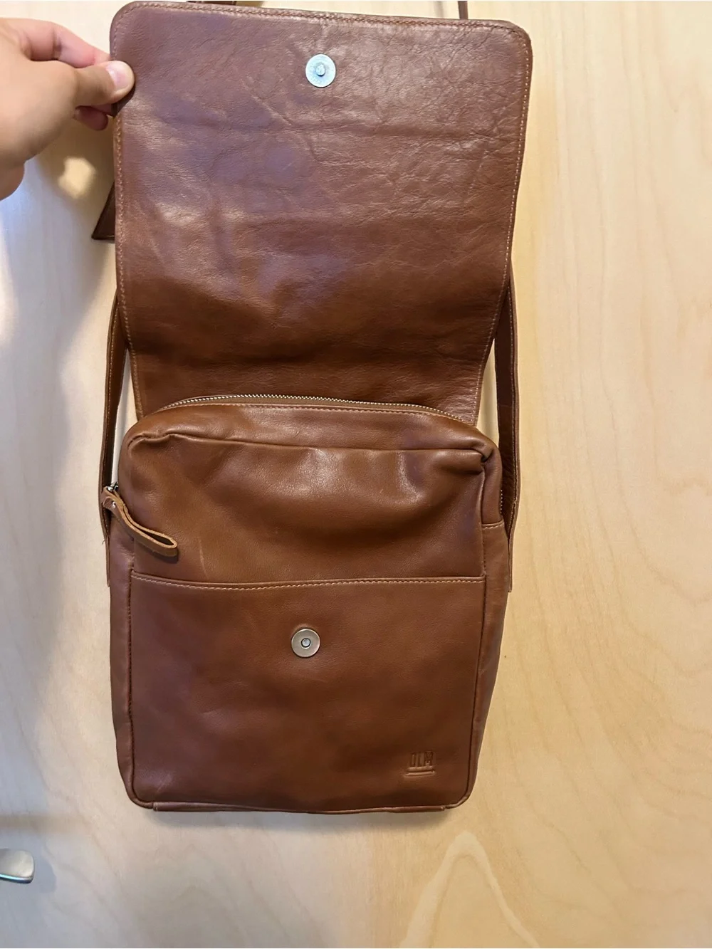 Men's Brown Leather Messenger Bag with Adjustable Strap